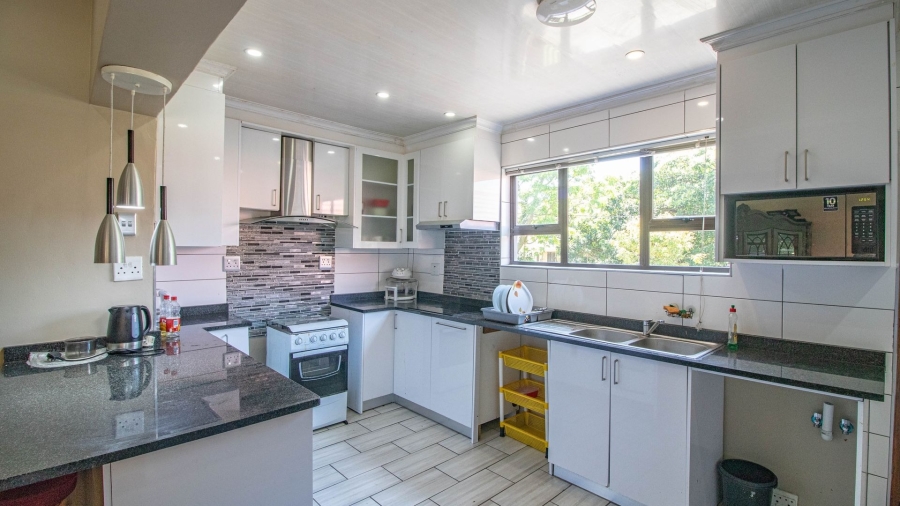 3 Bedroom Property for Sale in Berea Eastern Cape